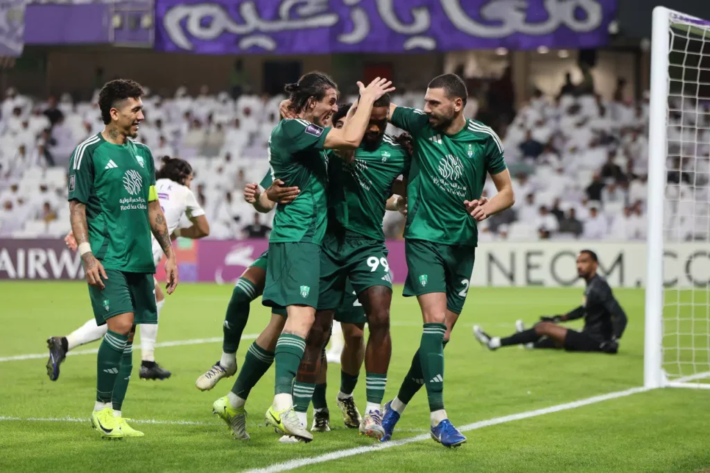 القنوات الناقلة لمباراة الأهلي ضد الوحدة بالجولة 12 في الدوري السعودي