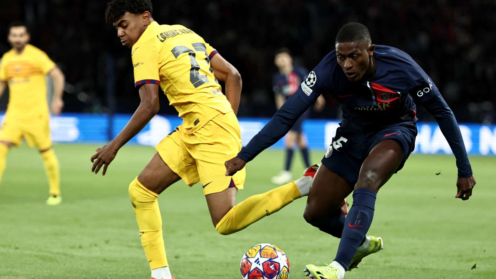 Lamine Yamal PSG Barcelona Champions League 2023-2