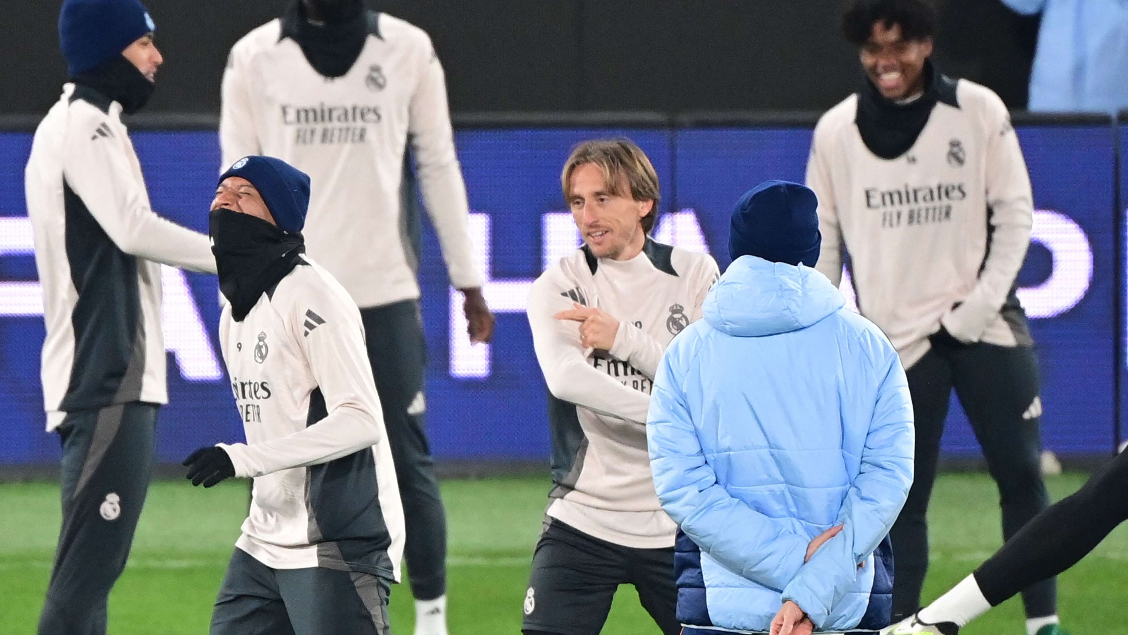 FBL-EUR-C1-REAL MADRID-TRAINING