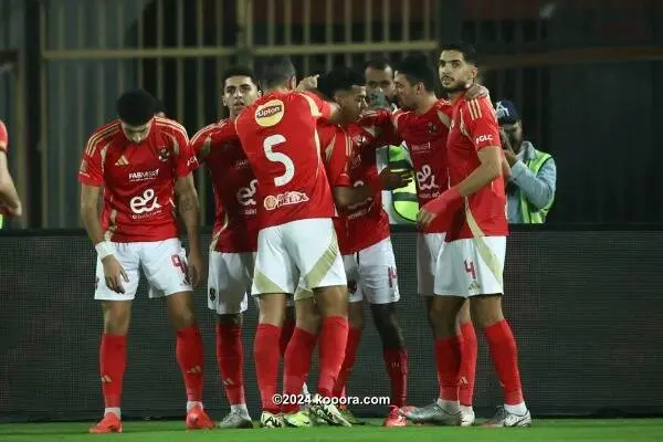 انتكاسة للاعب توتنهام بعد إصابته بالرباط الصليبي 