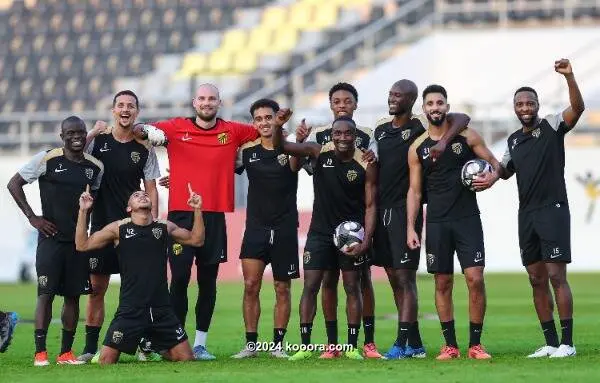 يعاني بعد النصر .. مالك نابولي يحرج رودي جارسيا أمام الإعلام مهاجمًا إياه! | 