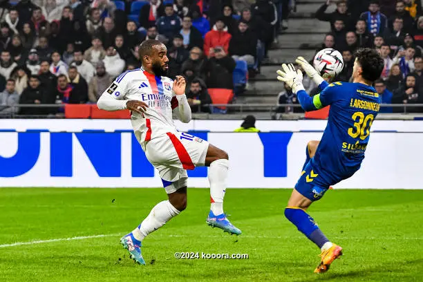 نادي جديد يرغب في ضم ماني من النصر 