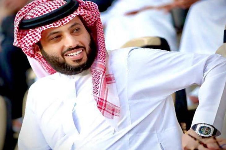 بعد سعد اللذيذ وخالد العيسى .. جمهور الأهلي يستهدف مسؤولًا جديدًا للمطالبة بالمساواة مع الهلال والنصر والاتحاد | 