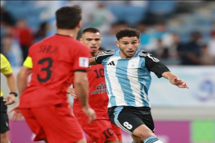 لاعب جيرونا يدخل رادار برشلونة الصيفي 