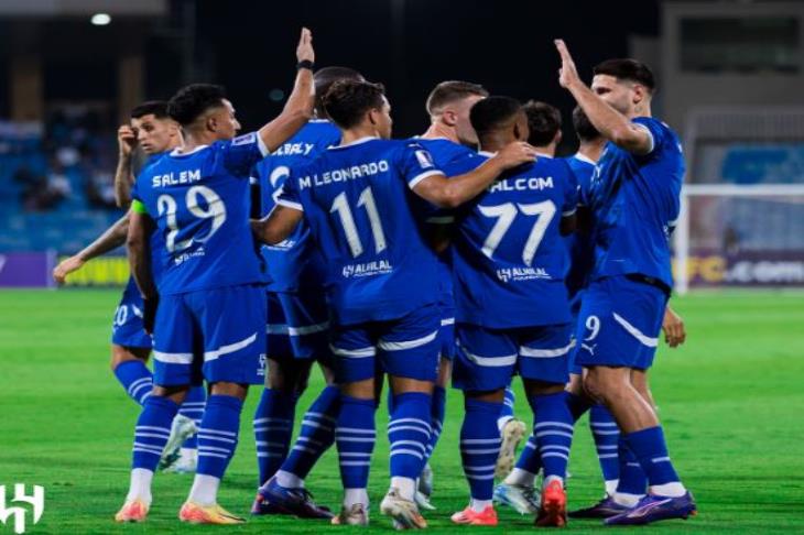 الهلال يصل ملعب الدرة لمواجهة التعاون 