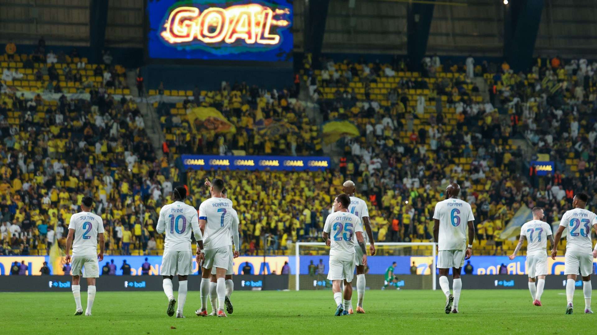 تعثر رحيل طارق حامد .. والاتحاد يحصل على موافقة لاعب الهلال السابق! | 