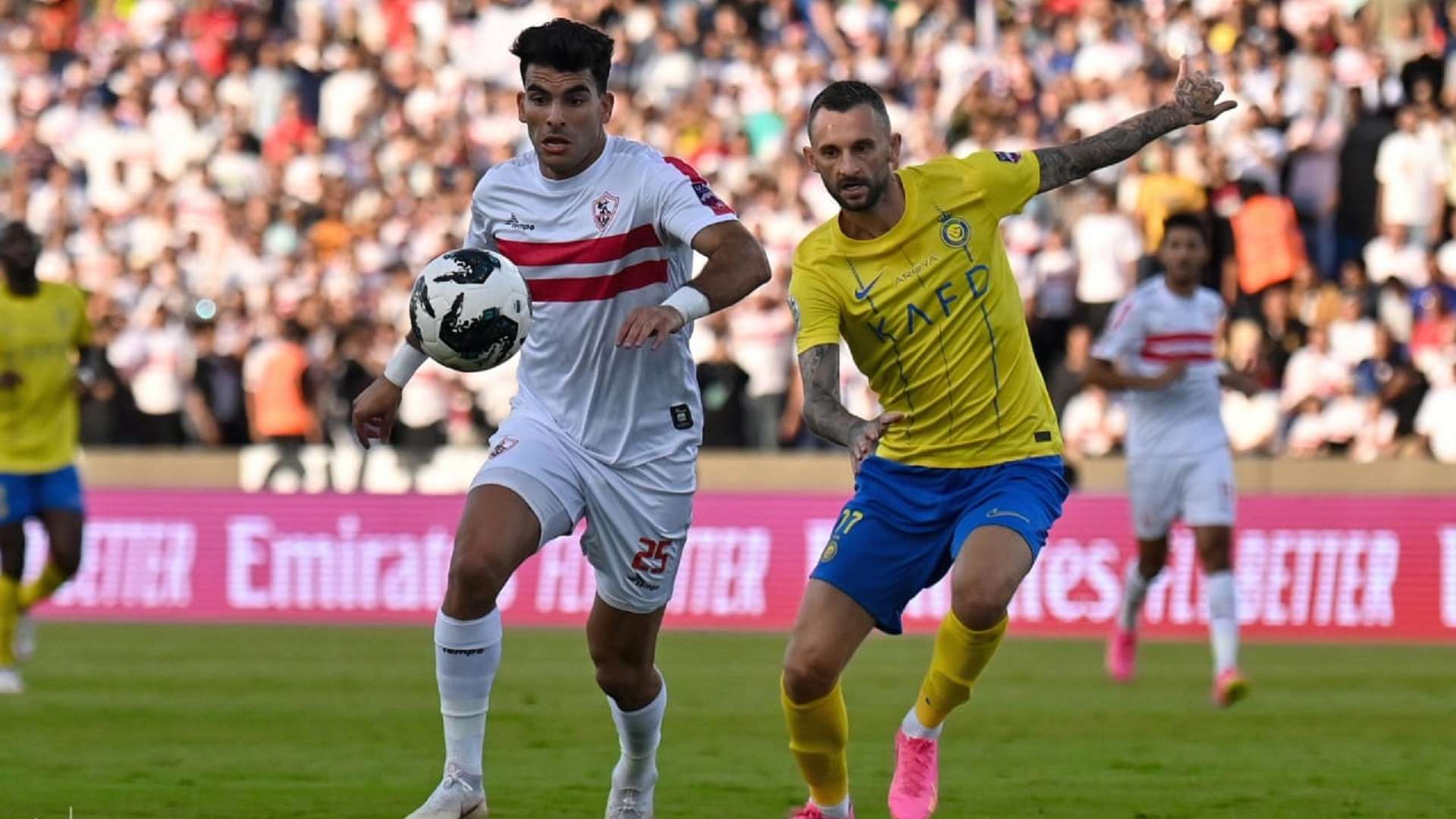 "بعد إعادته الأهلي إلى دوري روشن" .. بيتسو موسيماني يحصل على الدكتوراه رسميًا | 