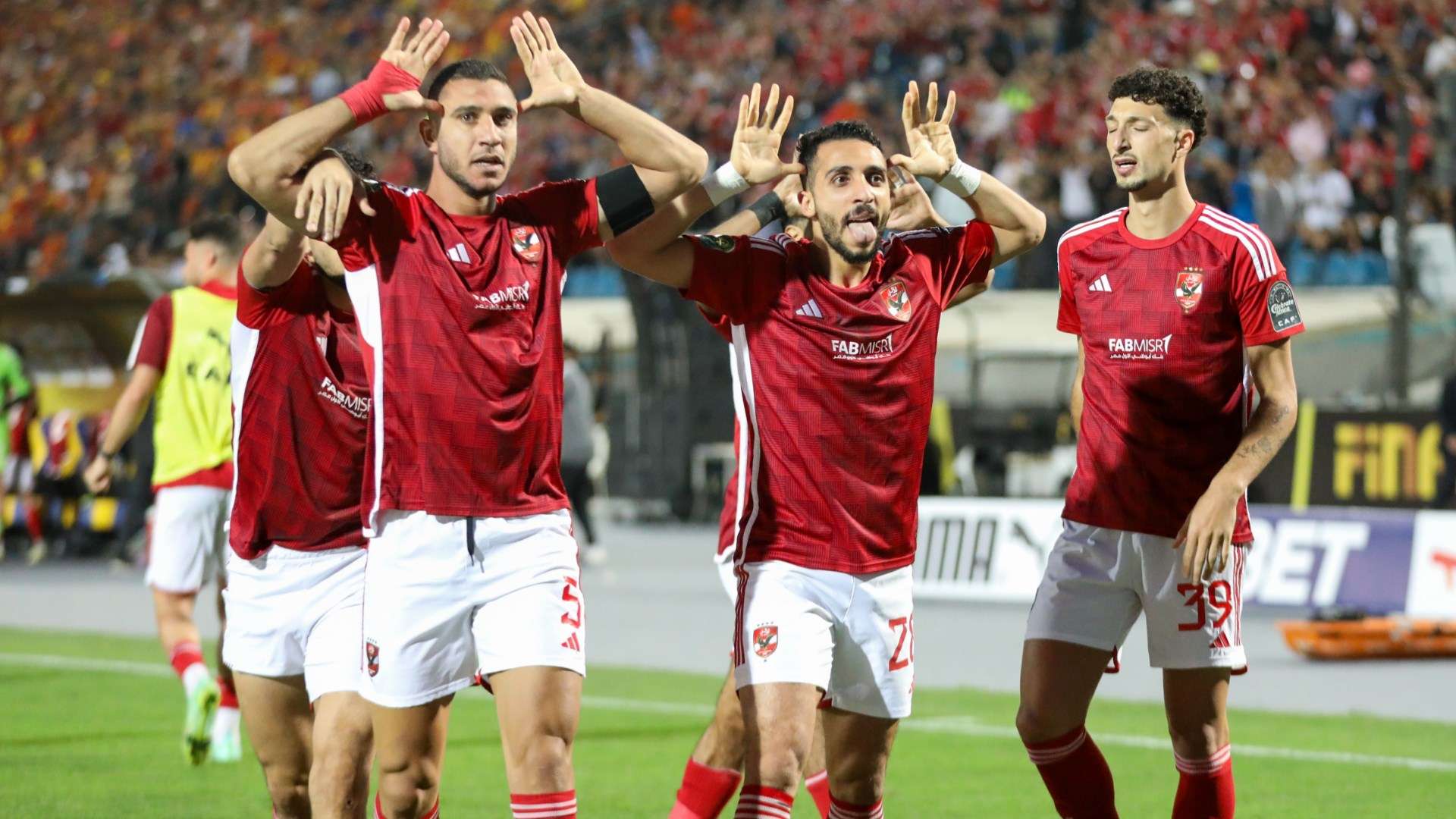 بروسيا دورتموند يمنح جيريرو الضوء الأخضر للرحيل 