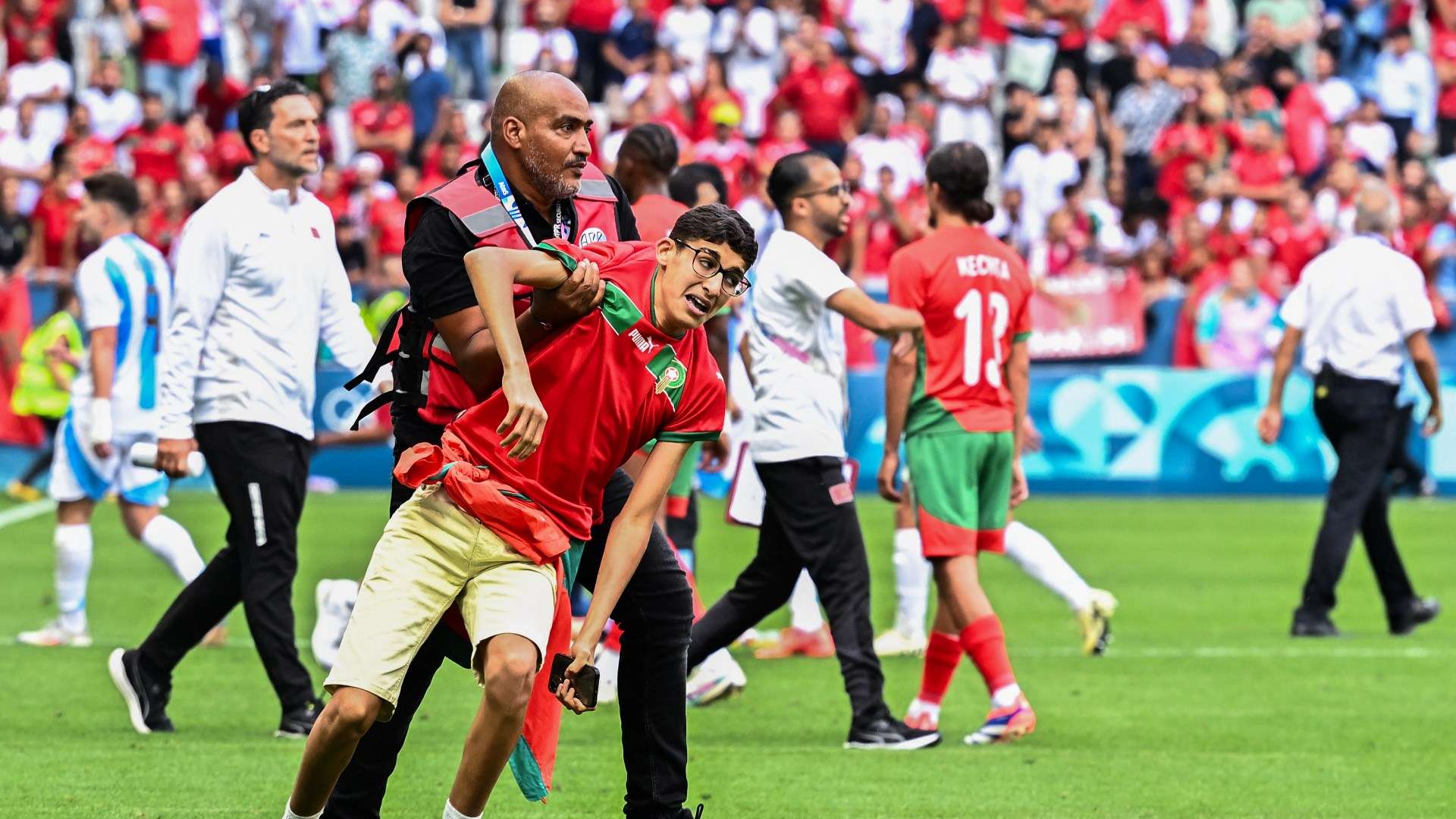 الهلال يتقدم أمام الاتحاد بثنائية في الشوط الأول 