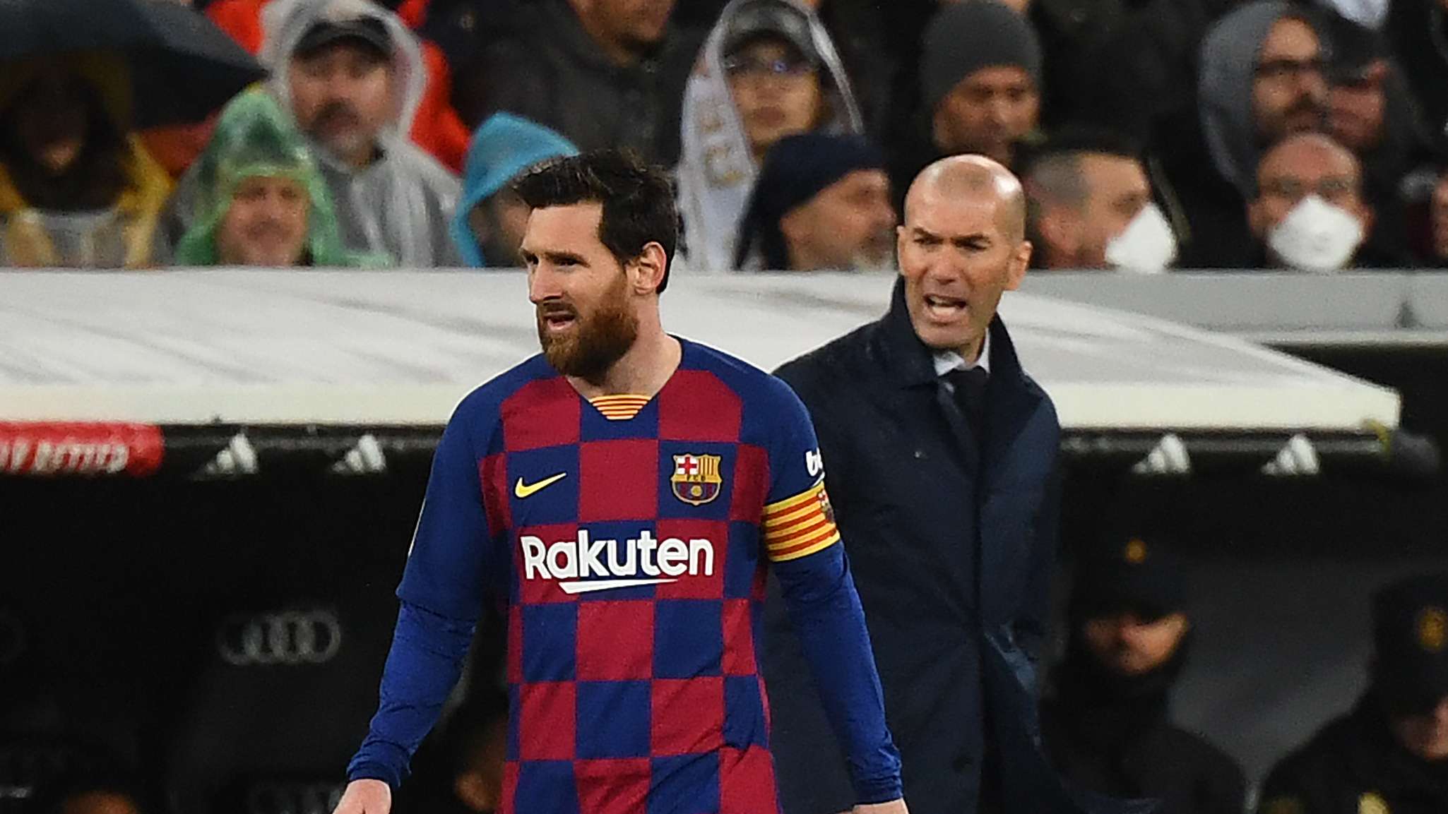 هل يحترم برشلونة تاريخ سيرجي روبيرتو؟ 