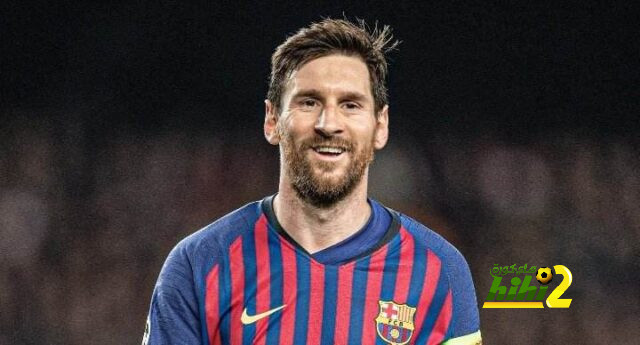 برشلونة يضع عينه على حارس بورتو وسط منافسة مع مانشستر سيتي 