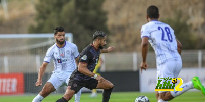 ملعب ليفربول يفتح أبوابه للجمهور قبل لقاء توتنهام 