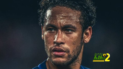 فيديو | ذهب لا يصدأ .. محمد الشلهوب يتفوق على ياسين بونو في تحدي بتدريبات الهلال! | 