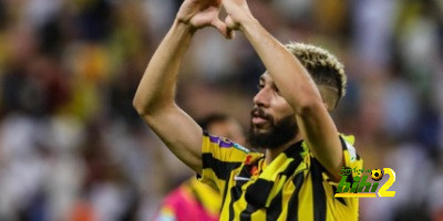 هاتريك ليفاندوفسكي يقود برشلونة للفوز على فالنسيا في الليغا 