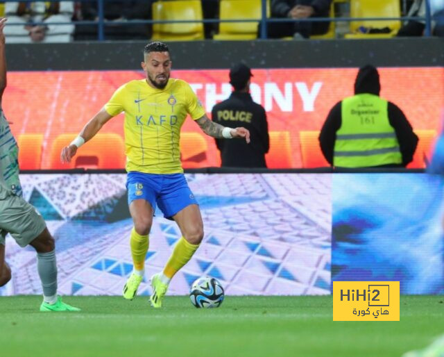 بين السخرية من الأهلي وتقليد الهلال .. الكشف عن "تيفو" الاتحاد في ديربي جدة المنتظر | 