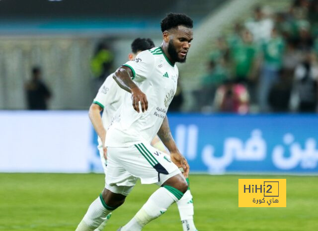 النصر يصل الأول بارك لمواجهة الرائد 