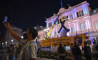 صديق نجل مارسيلو.. صراع شرس بين ريال مدريد وبرشلونة على "جوهرة أتلتيكو" | 