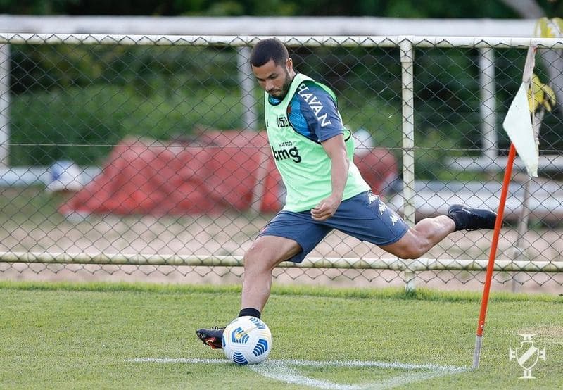 أخر تطور في صفقة انتقال محمد صلاح إلى الدوري السعودي 