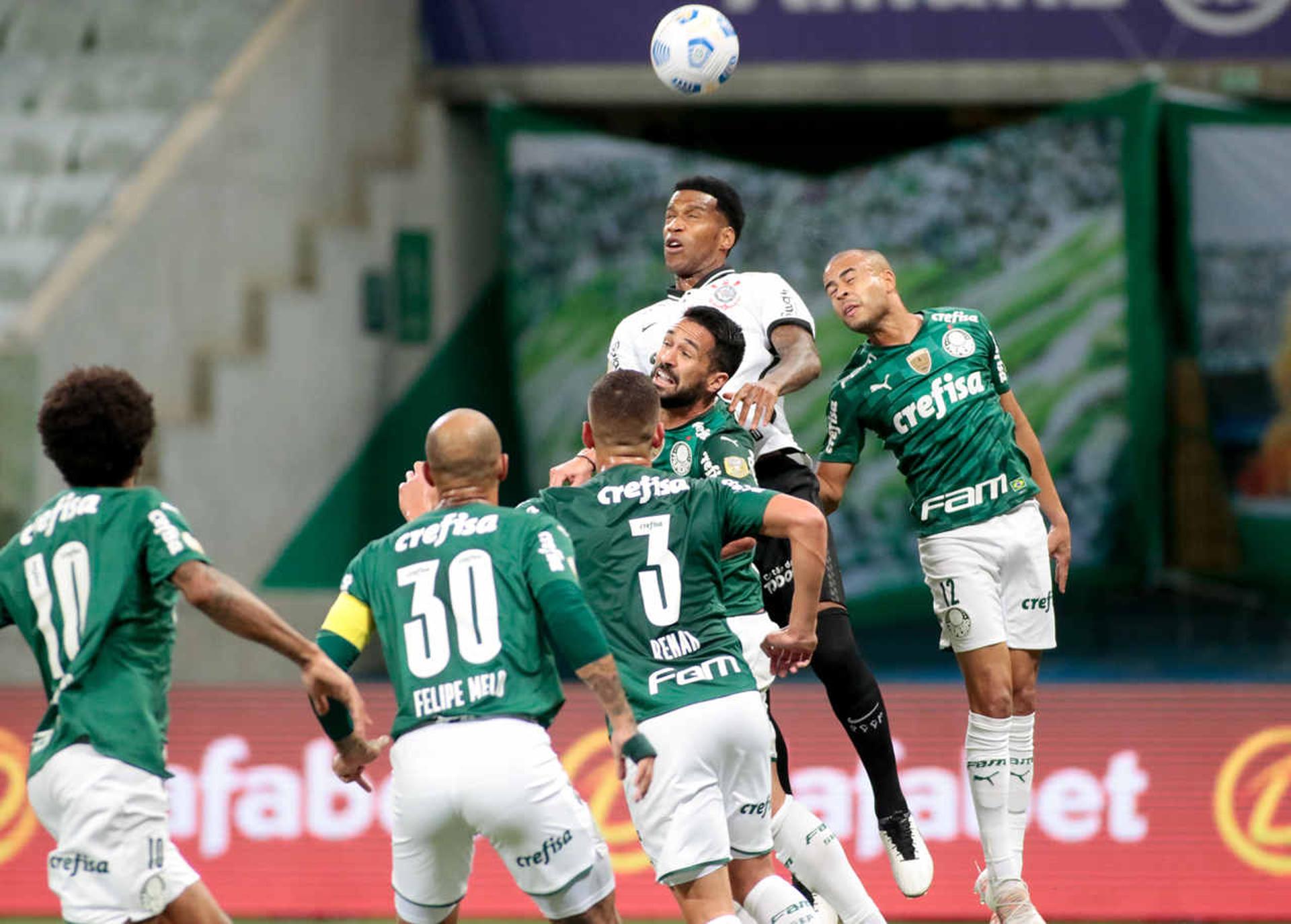 النصر يستفز الهلال أمام الحزم .. وجمهور الزعيم يبادر بالدفاع عن ناديه! | 