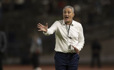 بانيغا يقود تشكيل الشباب لمواجهة الهلال في نصف نهائي البطولة العربية 