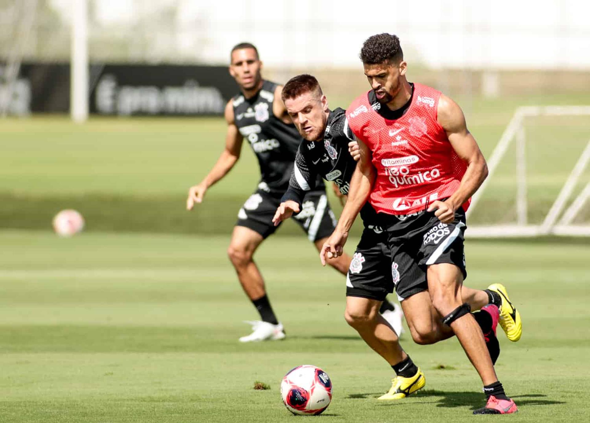 لاعب جيرونا يغيب عن مواجهة برشلونة 