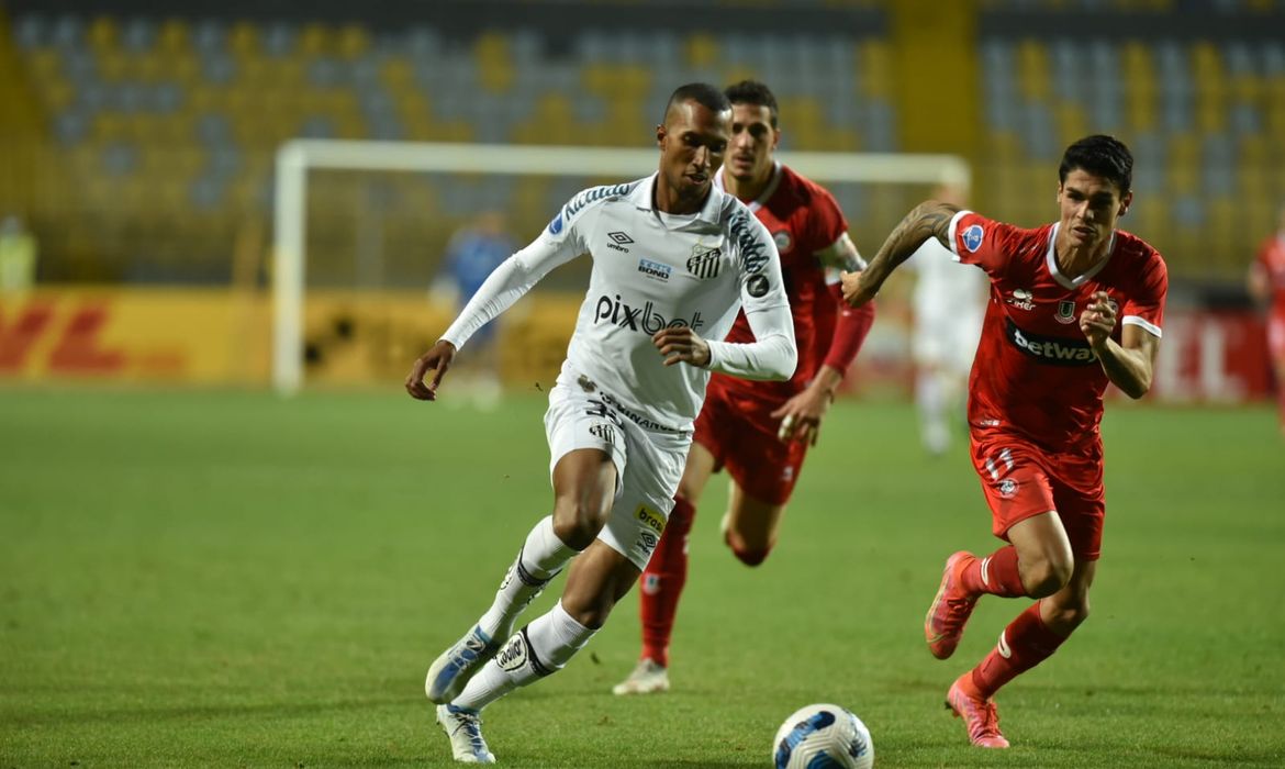 تأكد جاهزية نجم النصر للديربي أمام الهلال في الدوري - Scores 