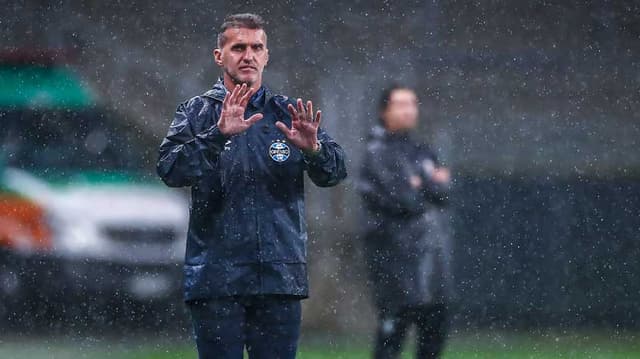 ماذا قال محمد كنو بعد تتويج الهلال بلقب الدوري السعودي؟ 