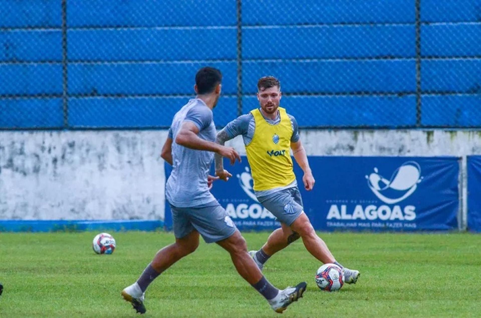 تاريخ مواجهات الاتحاد والنصر في الدوري السعودي 