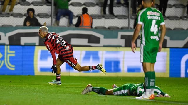 أخبار الاتحاد اليوم | جدال بسبب تذاكر أوكلاند سيتي .. واستهداف نجم النصر السابق | 