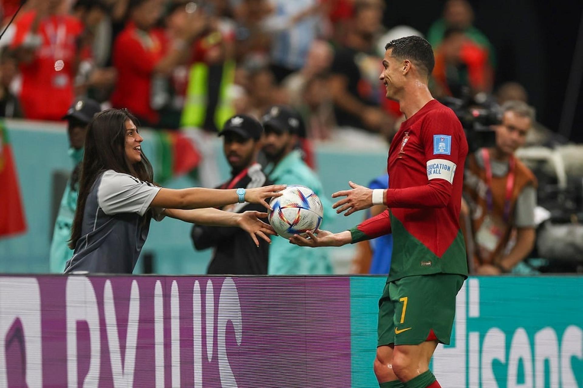 جولير .. أول مهام ديكو في برشلونة 