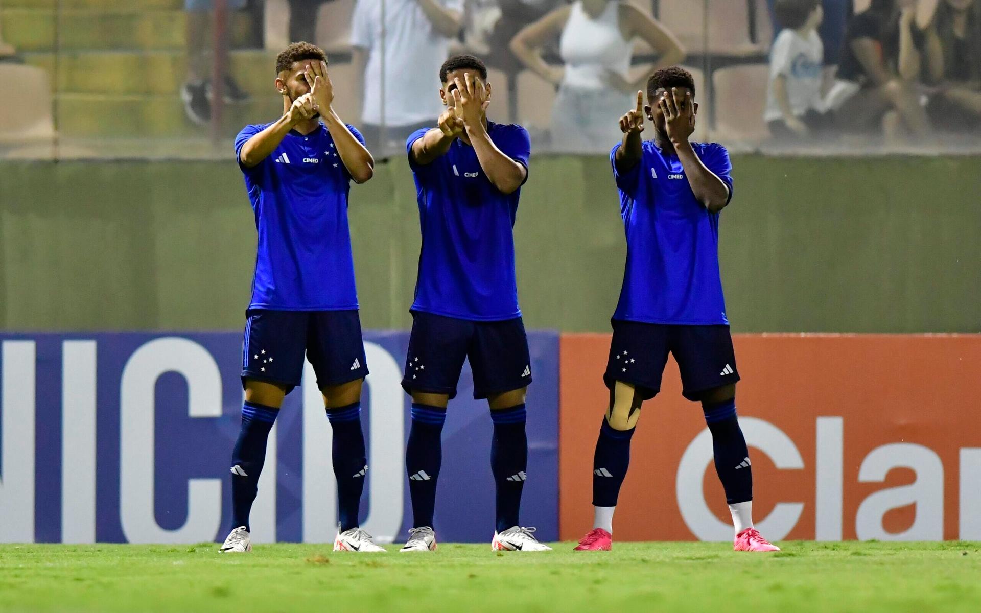 كويلار يصل إلى 100 مباراة في الدوري السعودي 