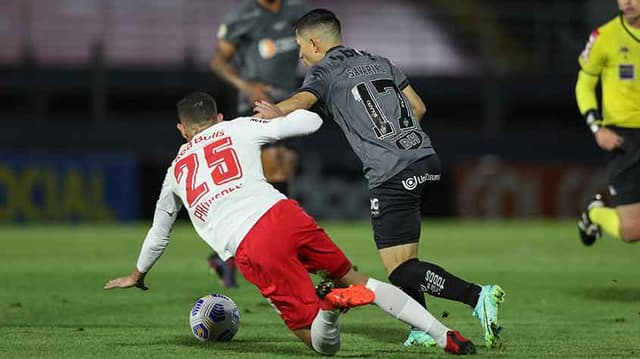 جماهير الاتحاد تصنع الحدث في الدوري السعودي 