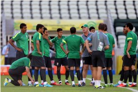 ما القنوات الناقلة لمباراة النصر والريان في دوري أبطال آسيا للنخبة 2024-2025 وكيف تتابعها عبر الإنترنت؟ | 