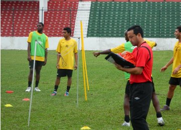 "أمر بأسعد أوقات حياتي" .. أحمد حجازي يتحدث عن مفاجأة جاياردو له في الاتحاد | 