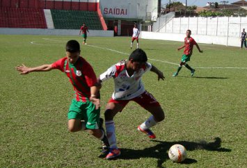 ماذا قدم رافينيا مع برشلونة بعد تأكيد غيابه عن نهائي السوبر؟ 