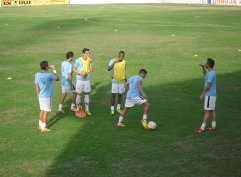 فيديو.. عندما صفق جمهور الريال لـ رونالدينيو في البرنابيو 