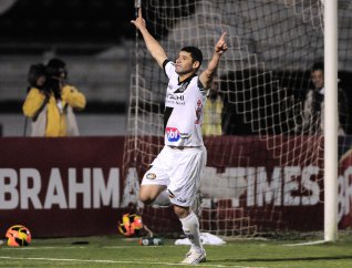 بيريز يرغب في عودة زيدان لريال مدريد كمستشار 